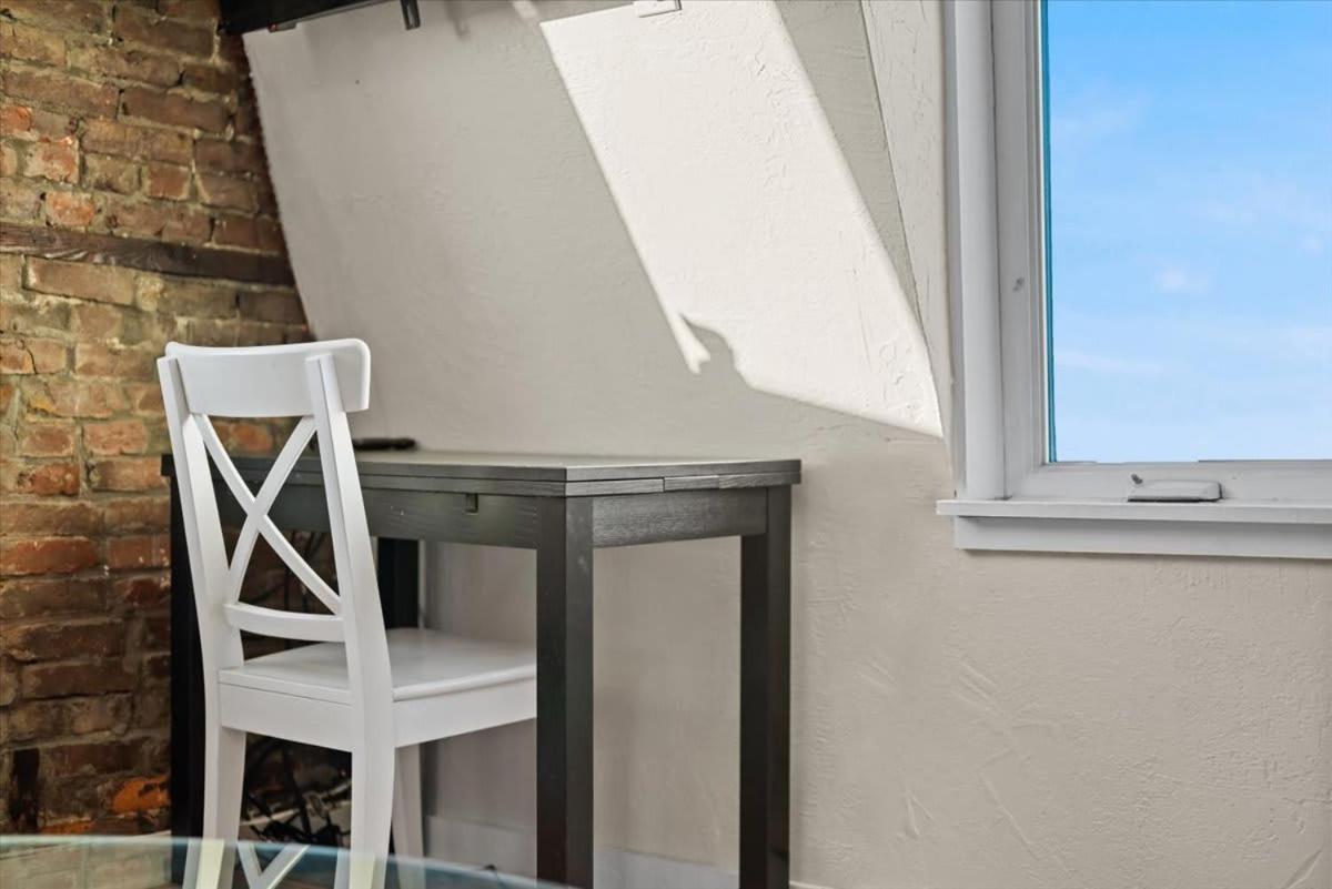 Skyline At Your Door - Studio With A View พิตต์สเบิร์ก ภายนอก รูปภาพ