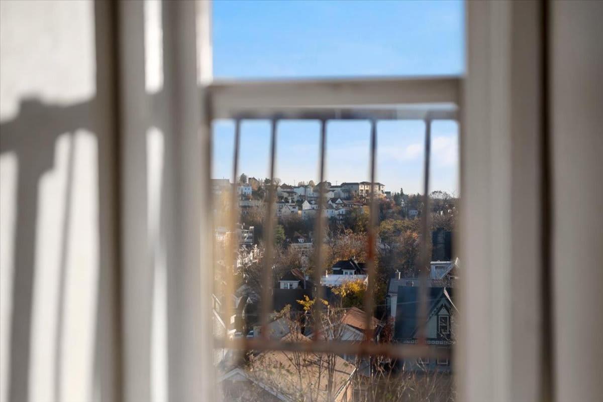 Skyline At Your Door - Studio With A View พิตต์สเบิร์ก ภายนอก รูปภาพ